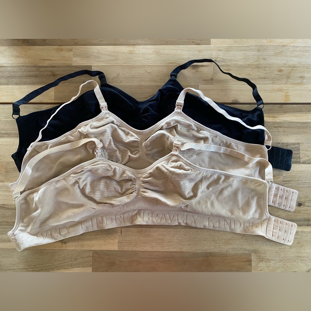 EUC Kindred Bravely Sublime pumping and nursing bras. Size medium. Bundle of 3.